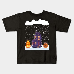 Snow on Halloween spooky snowflakes snowy hut snow pumpkin Kids T-Shirt